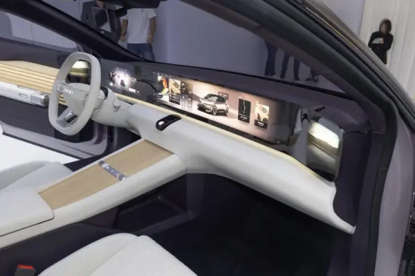 被极氪001震撼到后 奥迪也造了一款全新纯电车