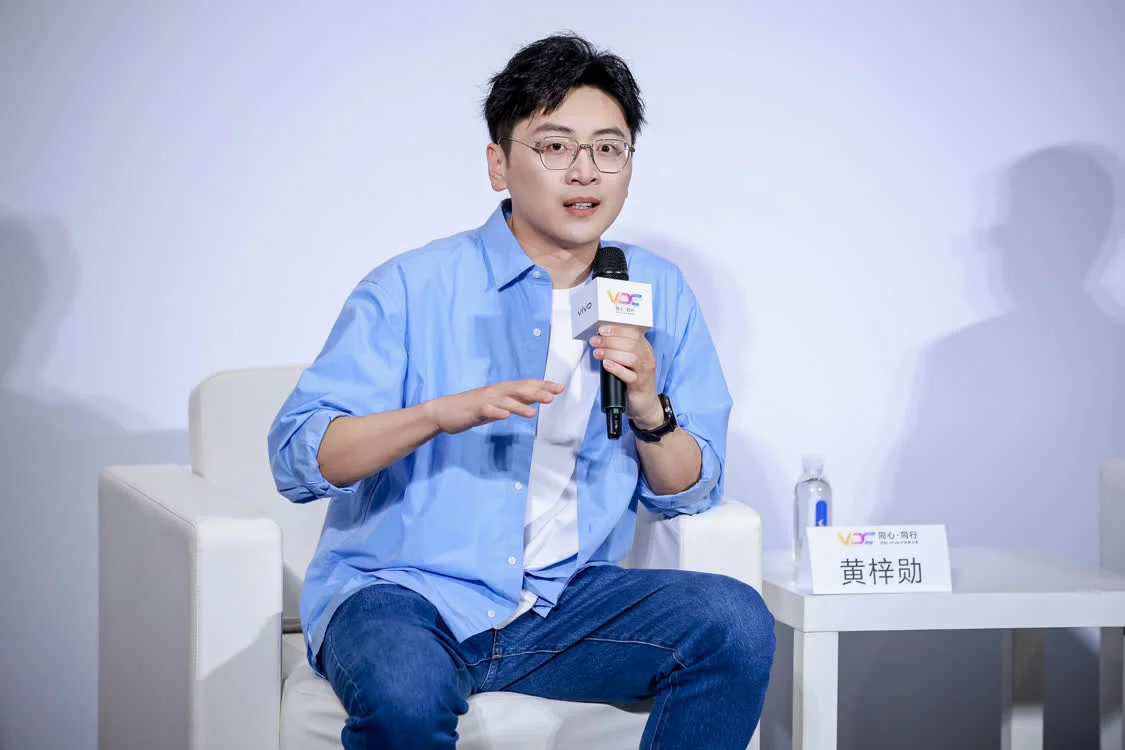 对话vivo副总裁周围：拒绝ai“功能过载”，揭秘vivo“系统功能ai化”的务实路径