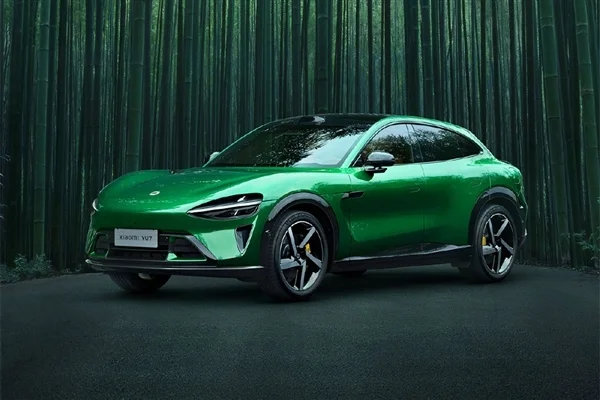 雷军带队在高原测试小米yu7：平均海拔4000多米