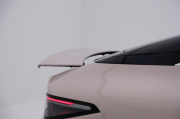 不止简单对标 静态体验极狐阿尔法s5html436.png