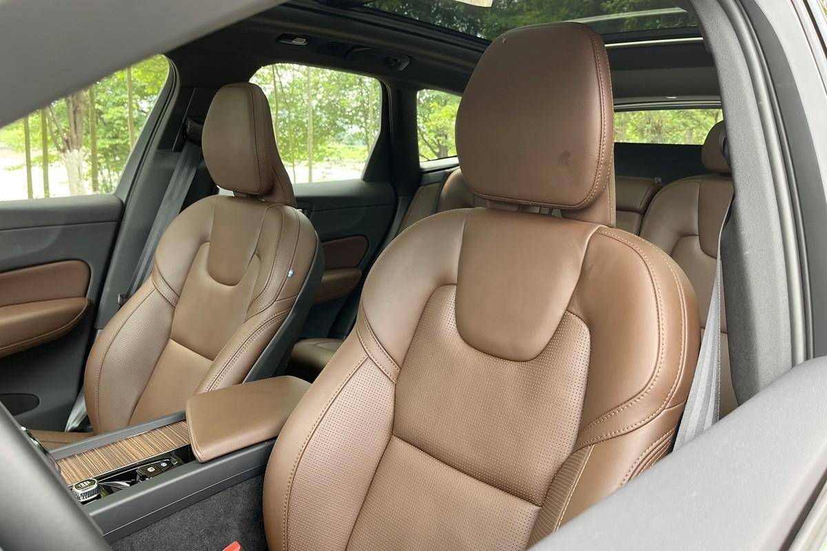 插电混动、空气悬架、百公里加速5秒，这些算不算xc60的优点？